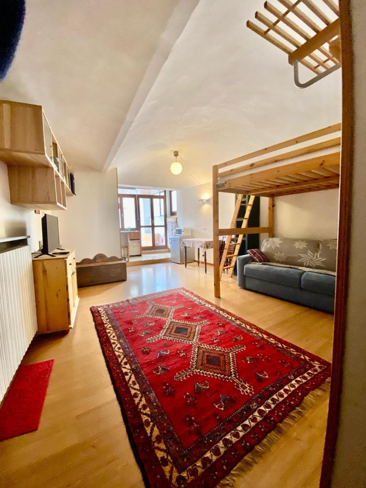 Monolocale Accogliente Apartment Bardonecchia Exterior photo